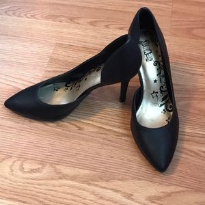 Black stiletto heels